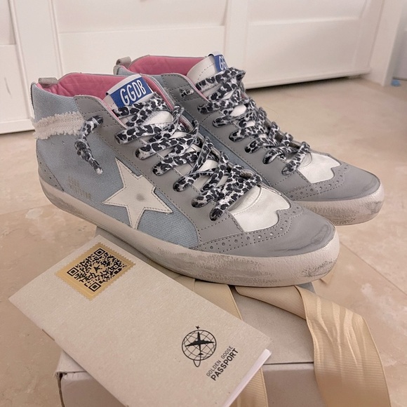 Like NEW! Golden Goose Mid Star - Size 41 (US 11) - Only worn once. - Picture 7 of 16